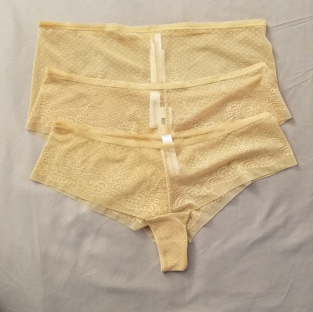 Gap Body Invisibles Set